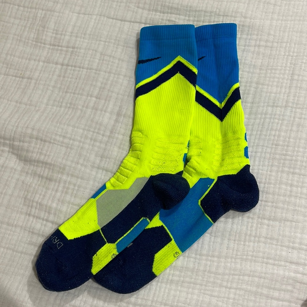 blue and yellow nike elite basketball socks!